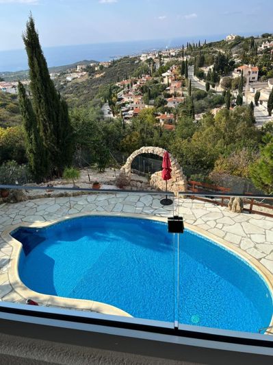 Image No.1-3 Bed House for sale