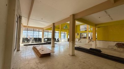 42cc065c-750f-441f-b40a-4ff295d3383d