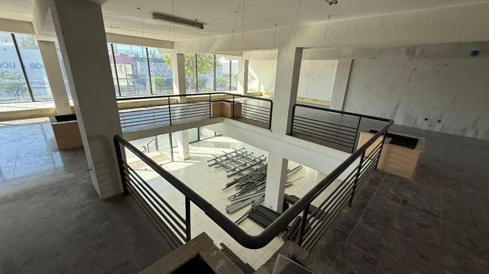 Image No.20-Commercial à vendre à Limassol