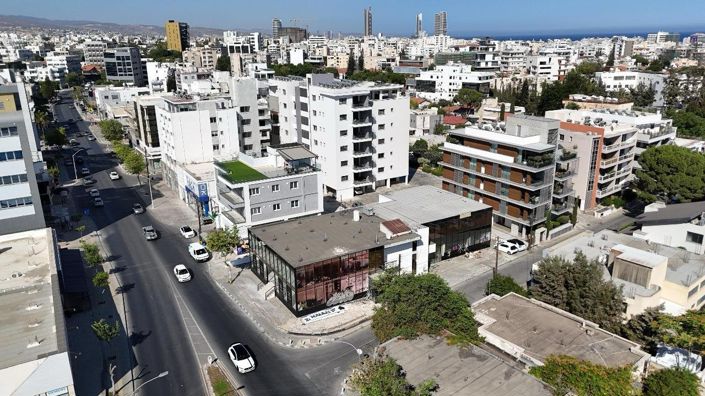 Image No.8-Commercial à vendre à Limassol