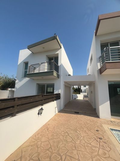 Image No.1-3 Bed House for sale