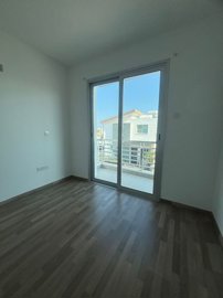 d95460b7-9932-4bbb-a886-f3c9ee0d6361