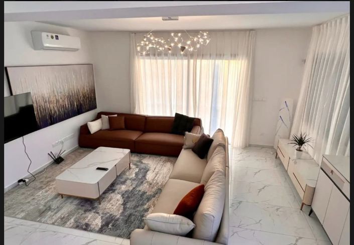 Image No.6-3 Bed Villa for sale