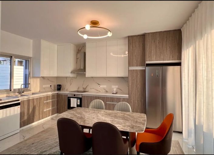 Image No.9-3 Bed Villa for sale