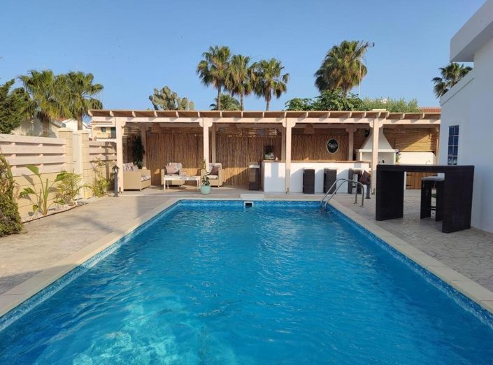 Image No.4-Bungalow de 3 chambres à vendre à Meneou