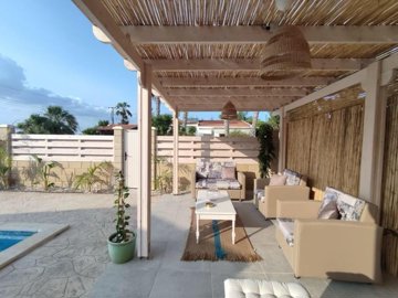 2705eed0-729a-4313-9ec8-923a1e66e689