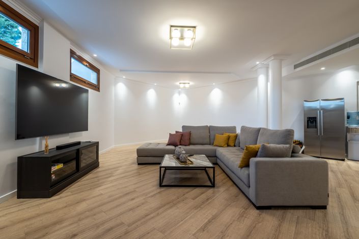 Image No.14-6 Bed Villa for sale