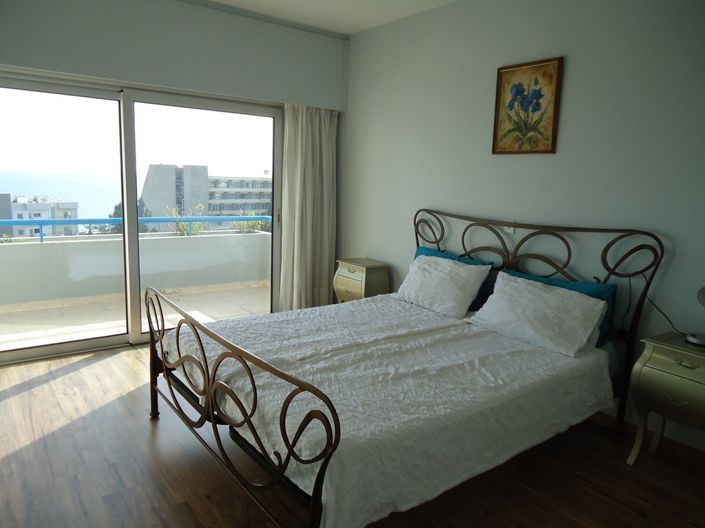 Image No.3-3 Bed Apartment for sale