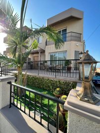 1 - Kolossi, House