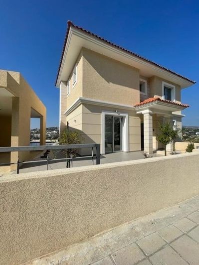 Image No.13-5 Bed House for sale