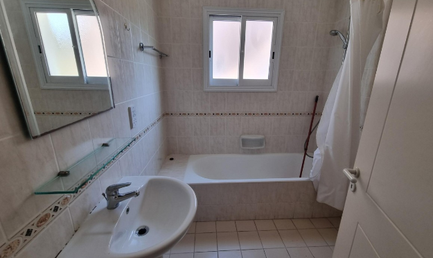 Image No.9-Appartement de 2 chambres à vendre à Universal