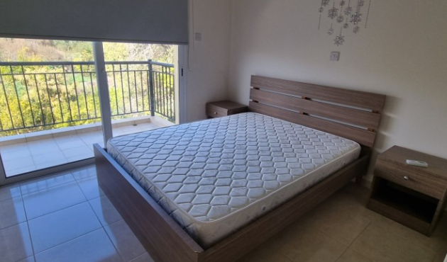 Image No.14-2 Bed House for sale