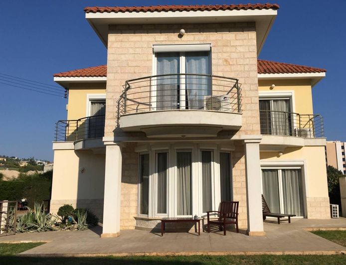 Image No.1-Maison de 4 chambres à vendre à Limassol
