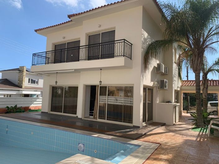 Image No.1-3 Bed Villa for sale