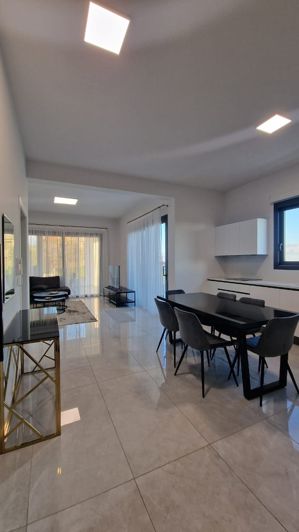 Image No.10-3 Bed Apartment for sale