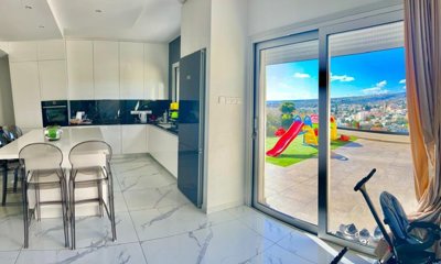 849f2ca9-c70b-4520-af1d-ba04959b6694