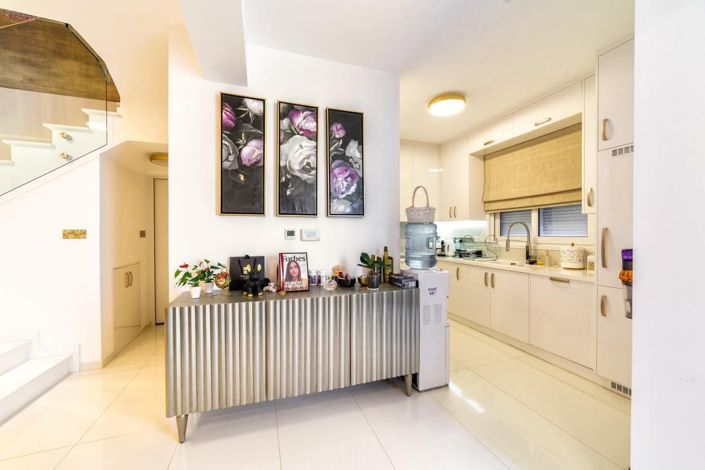 Image No.2-Maison de 4 chambres à vendre à Limassol