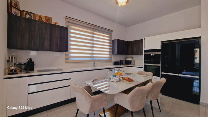 Image No.10-3 Bed Apartment for sale