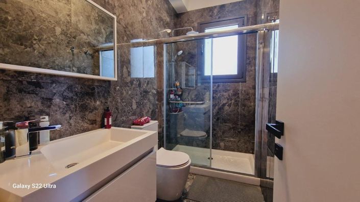 Image No.18-3 Bed Apartment for sale