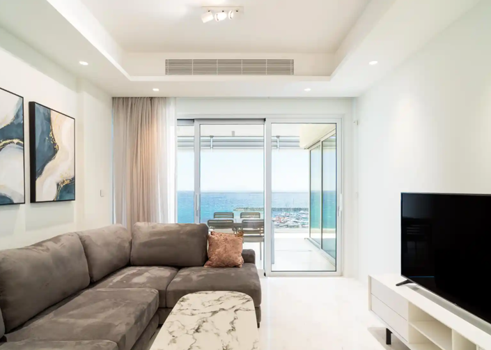 Image No.1-4 Bed Apartment for sale