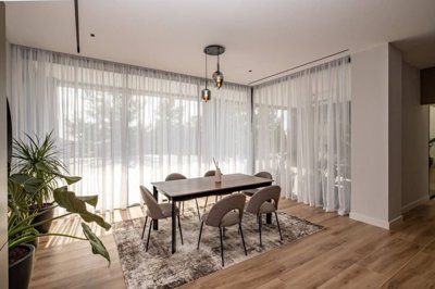 d53a6ee8-f981-445b-90cb-6c3fb9e4debc