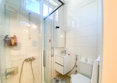 7a590412-8fe2-40e4-a32e-d85c45050a7d