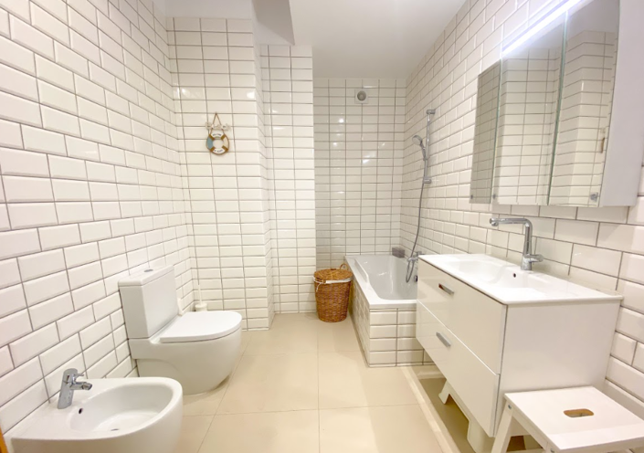 Image No.28-5 Bed Villa for sale