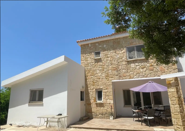 Image No.4-5 Bed House for sale