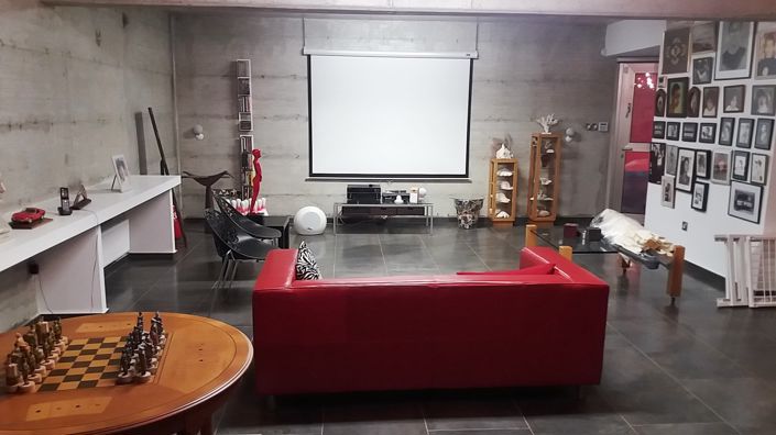 Image No.25-4 Bed House for sale