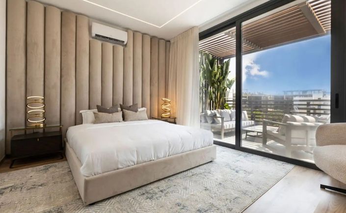 Image No.7-4 Bed House for sale