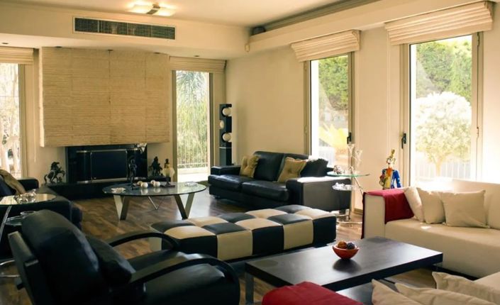 Image No.3-5 Bed House for sale