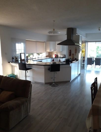 Image No.4-5 Bed House for sale