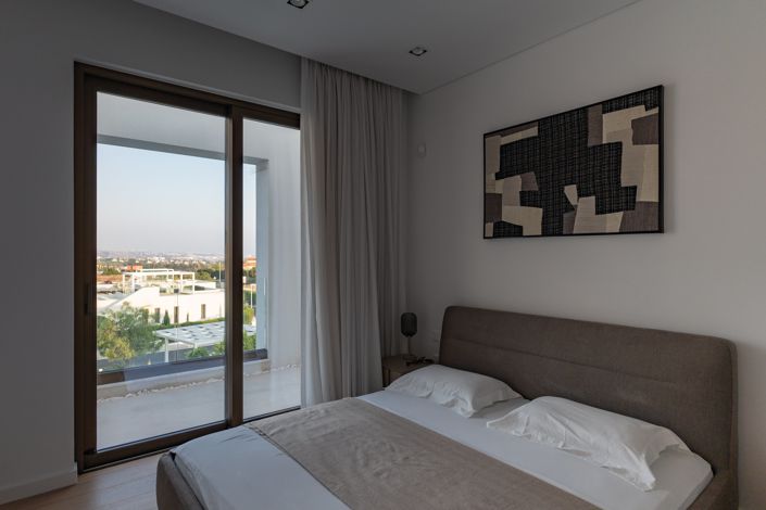 Image No.2-Villa de 4 chambres à vendre à Peyia