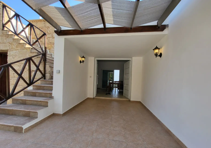 Image No.6-5 Bed Villa for sale