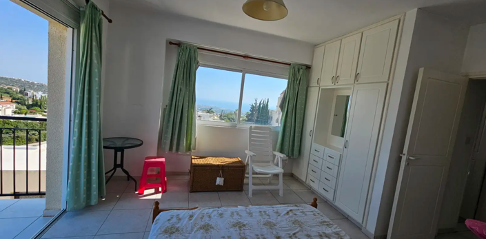 Image No.4-2 Bed House for sale