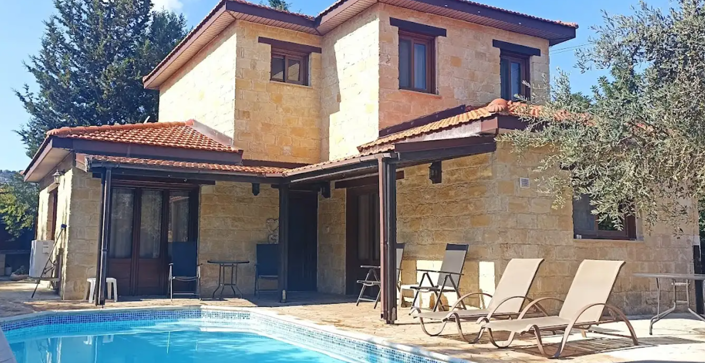 Image No.1-3 Bed House for sale