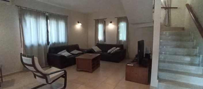 Image No.3-3 Bed House for sale