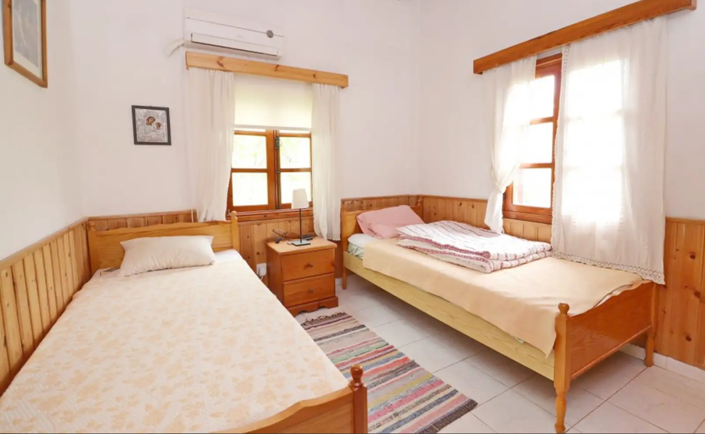 Image No.3-3 Bed House for sale