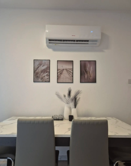 Image No.2-Maison de 2 chambres à vendre à Universal