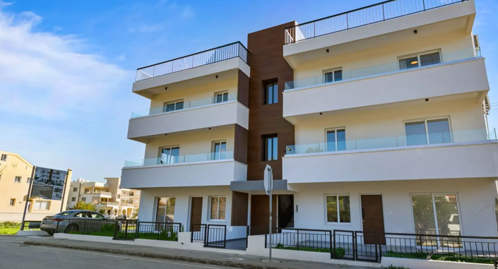 Image No.1-3 Bed Apartment for sale
