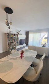 b4400f52-4281-4c19-807a-2505a0d39dd0