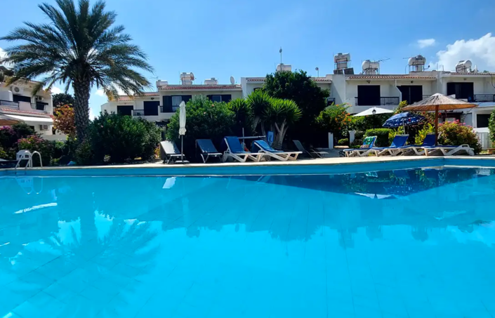 Image No.11-2 Bed House for sale