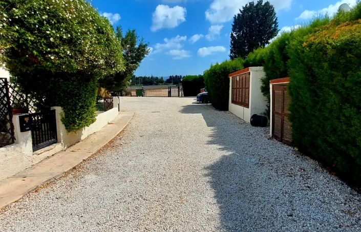 Image No.2-2 Bed House for sale