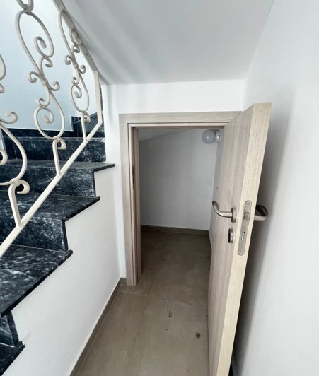 Image No.5-3 Bed Villa for sale