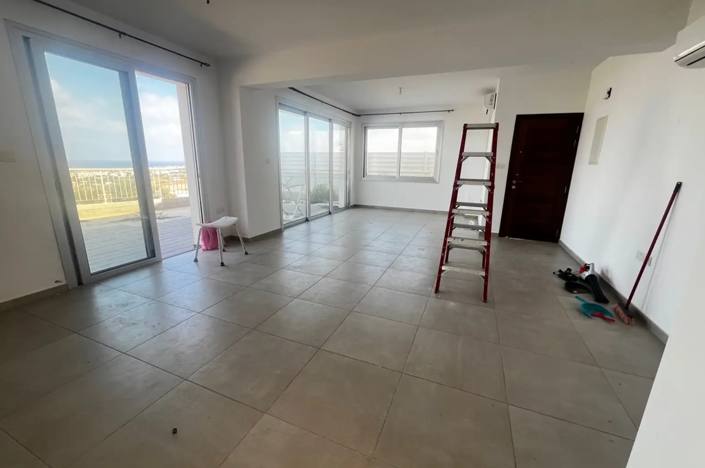 Image No.8-3 Bed Villa for sale