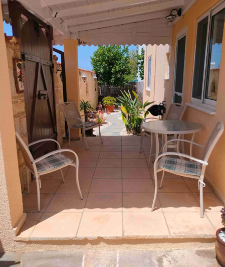 Image No.10-3 Bed House for sale