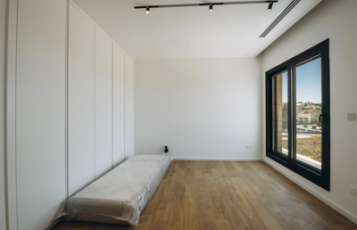 b7713b47-f261-42e5-ba1a-8f04444cfe68