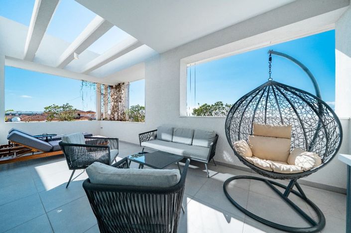 Image No.12-1 Bed Studio for sale