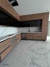 737332c1-537e-42e3-bc47-be97542845c4