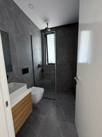 c9ea71b8-0c98-4dbd-909a-fa15cf5d25c1